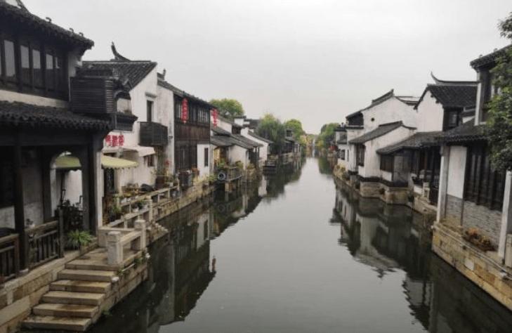 西安咸阳机场停车费